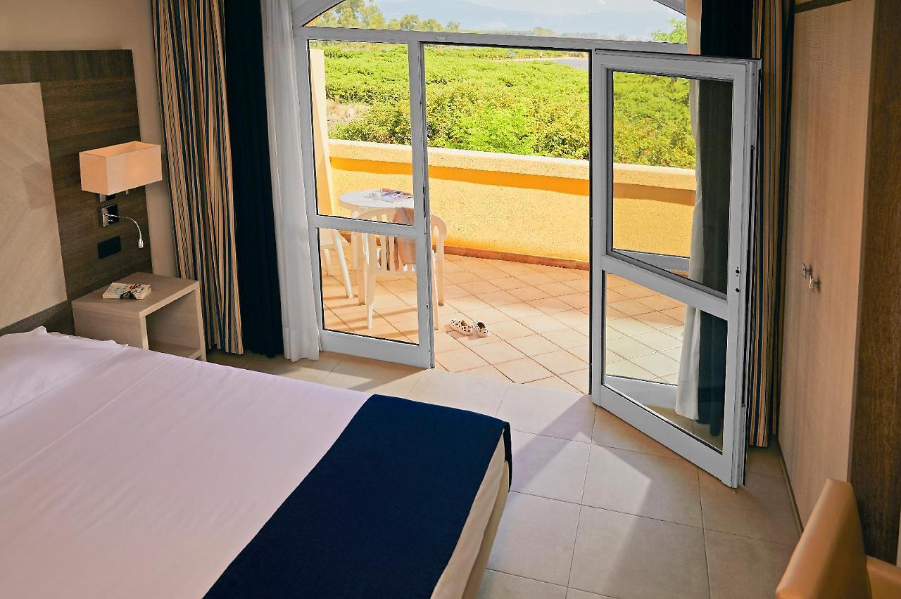 Tui Magic Life Calabria Hotel Pizzo  Eksteriør billede